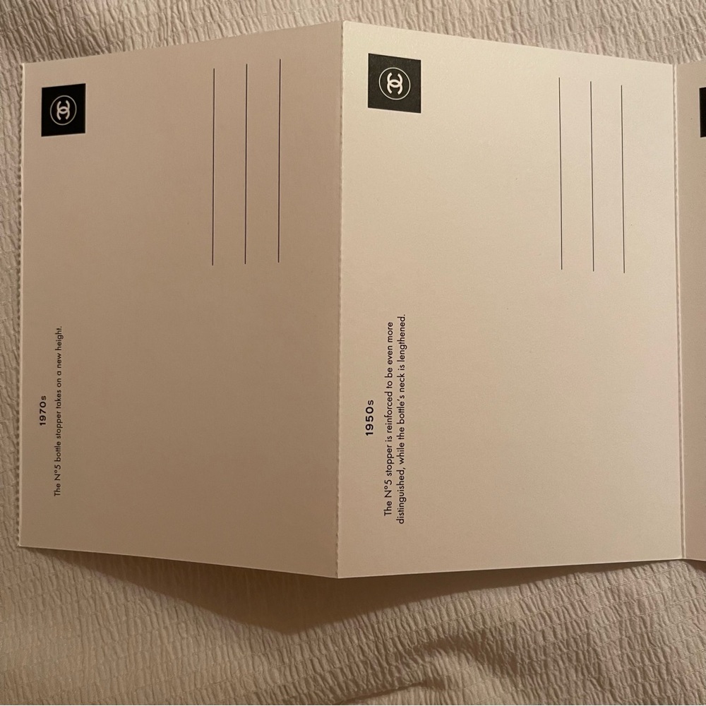 Chanel N°5 Postcard Set - Picture 4 of 5